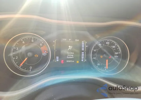 2017 Jeep Cherokee Sport z USA, uszkodzony, nr VIN 1C4PJLAB4HW619528